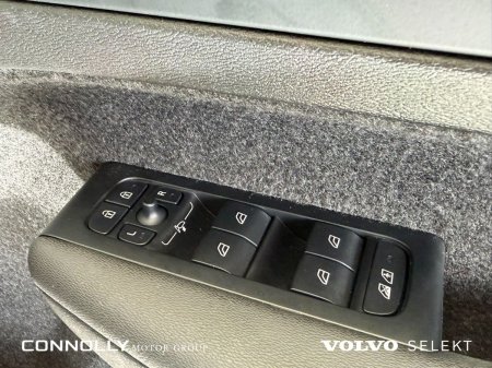 2025 Volvo EX40 - photo 21