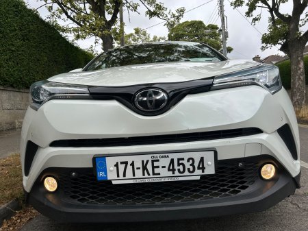 2017 Toyota C-HR - photo 2