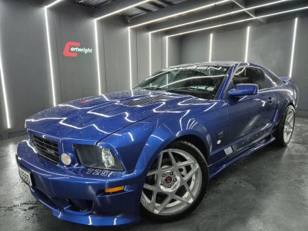 2005 Ford Mustang