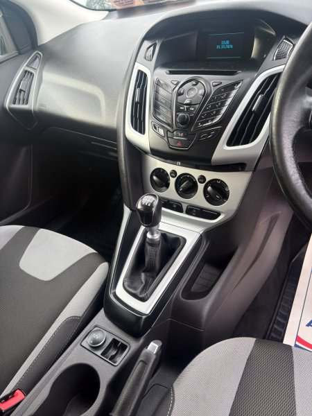2014 Ford Focus - photo 8
