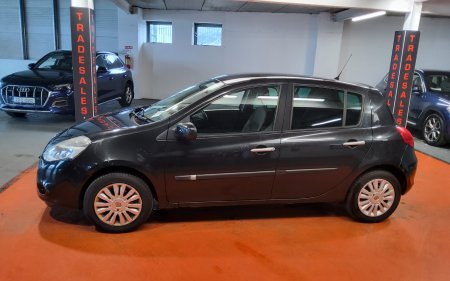 2011 Renault Clio - photo 6