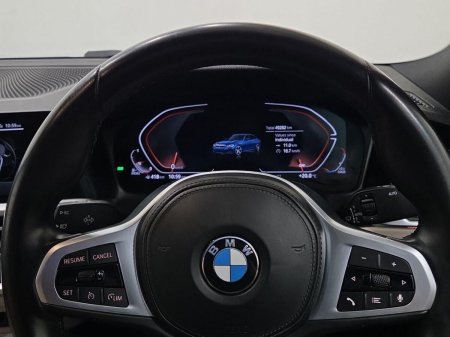 2022 BMW 3-Series - photo 9