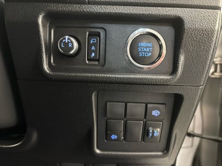 2022 Toyota Land Cruiser - photo 13