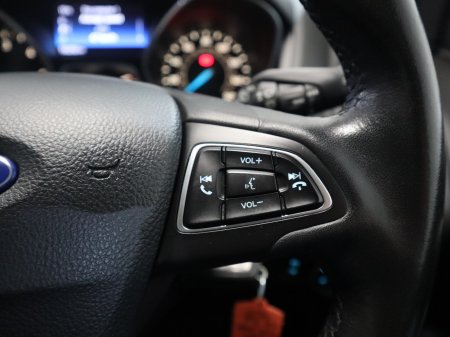 2016 Ford Focus - photo 14