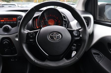 2015 Toyota Aygo - photo 21