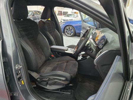 2023 BMW 2-Series - photo 8