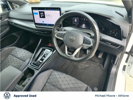 2024 Volkswagen Golf - photo 8