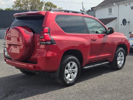 2020 Toyota Land Cruiser - photo 4