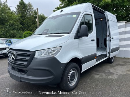 2027 Mercedes-Benz Sprinter - photo 23