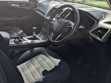 2017 Ford Galaxy - photo 8