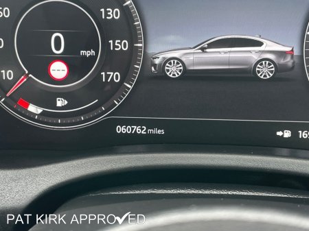 2020 Jaguar XE - photo 6