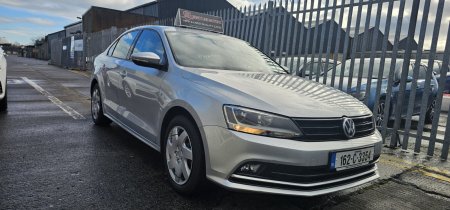 2016 Volkswagen Jetta - photo 2