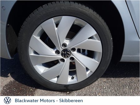 2026 Volkswagen Golf - photo 9