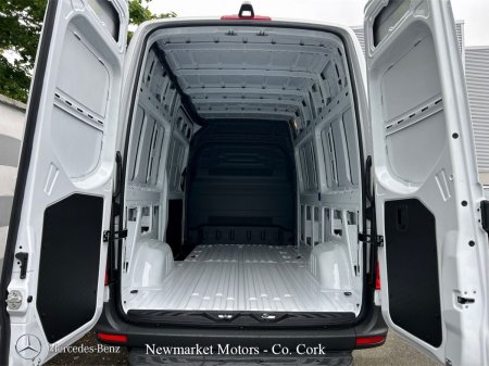 2027 Mercedes-Benz Sprinter - photo 17