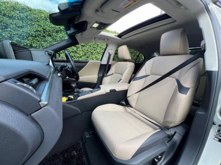 2021 Lexus ES - photo 2