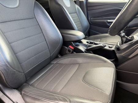 2015 Ford Kuga - photo 15