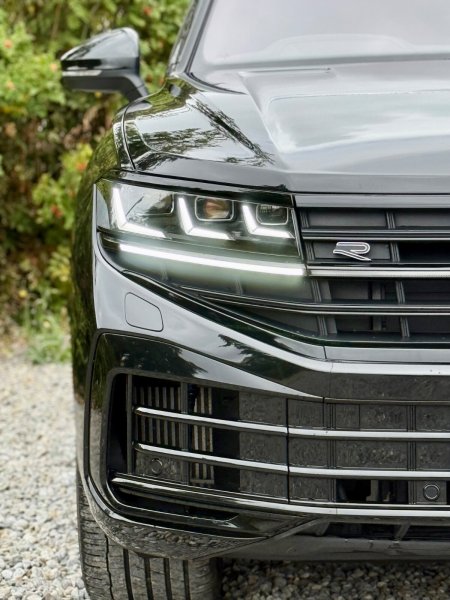 2024 Volkswagen Touareg - photo 7