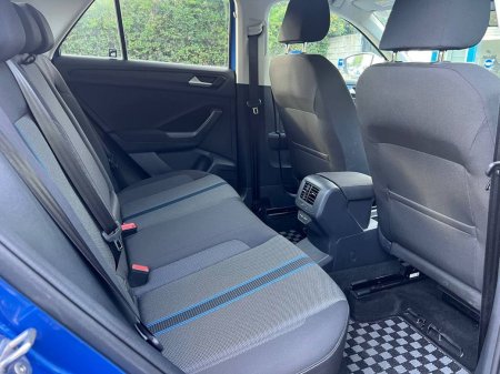 2021 Volkswagen T-Roc - photo 8