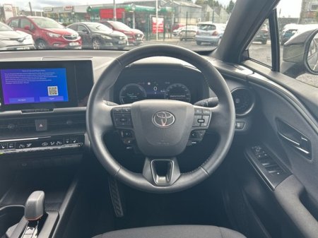2025 Toyota C-HR - photo 9
