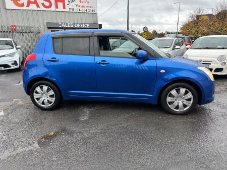 2010 Suzuki Swift - photo 10