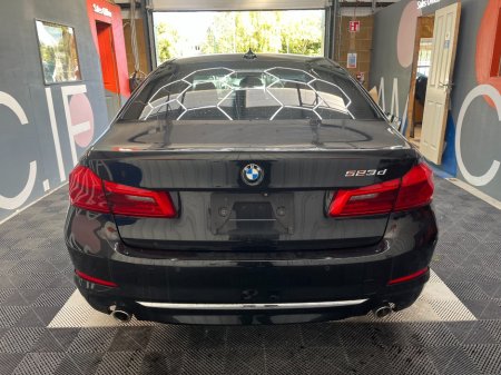 2017 BMW 5-Series - photo 4