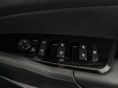 2022 Kia Sportage - photo 33