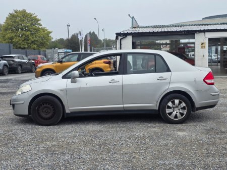 2011 Nissan Tiida - photo 4