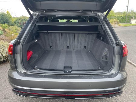 2023 Volkswagen Touareg - photo 29
