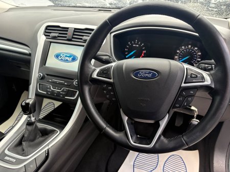2016 Ford Mondeo - photo 13