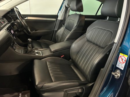 2022 Skoda Superb - photo 6