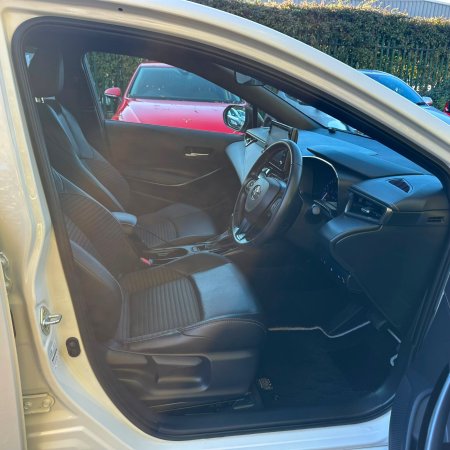 2020 Toyota Corolla - photo 14