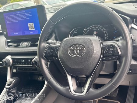 2024 Toyota RAV4 - photo 12