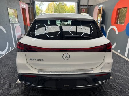 2023 Mercedes-Benz EQA - photo 4
