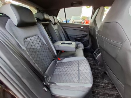 2024 Volkswagen Golf - photo 12