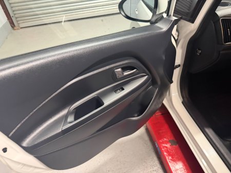 2016 Kia Rio - photo 18