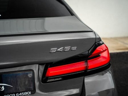 2022 BMW 5-Series - photo 7