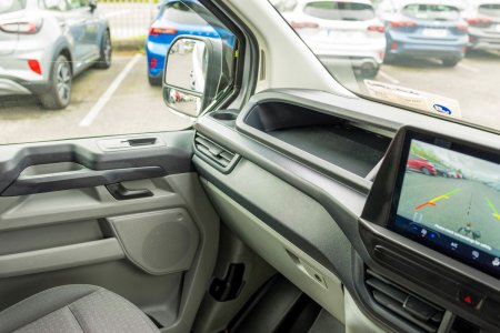2025 Ford Transit Custom - photo 16