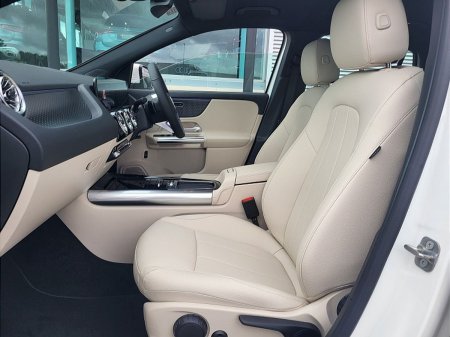 2027 Mercedes-Benz GLA - photo 6
