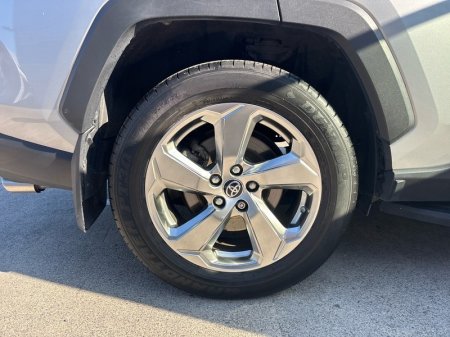 2021 Toyota RAV4 - photo 15