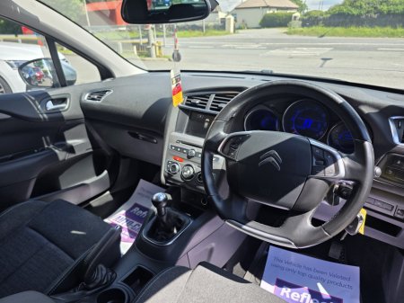 2015 Citroen C4 Cactus - photo 17