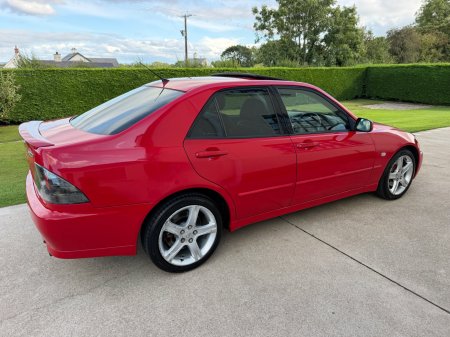 2002 Lexus IS - photo 6