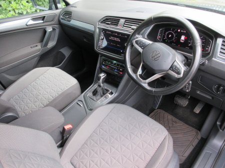 2022 Volkswagen Tiguan - photo 14