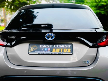 2022 Toyota Yaris - photo 14