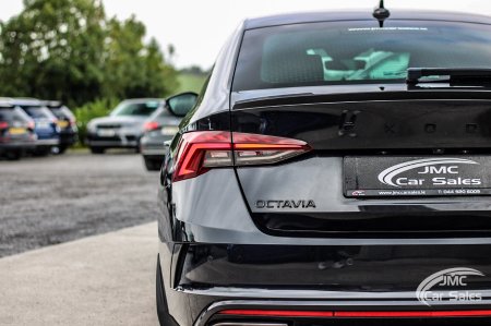 2022 Skoda Octavia - photo 11