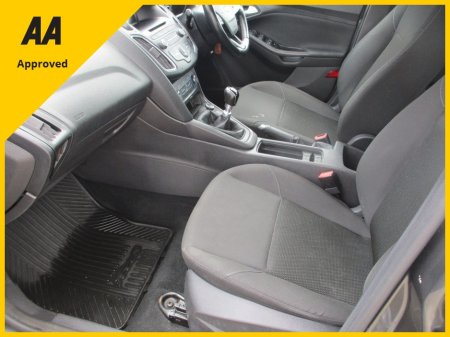 2016 Ford Focus - photo 5