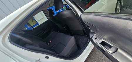 2015 Toyota Aqua - photo 6