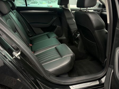 2022 Skoda Superb - photo 12