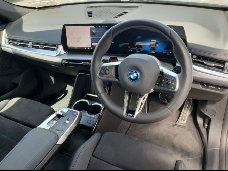 2025 BMW iX1 - photo 6