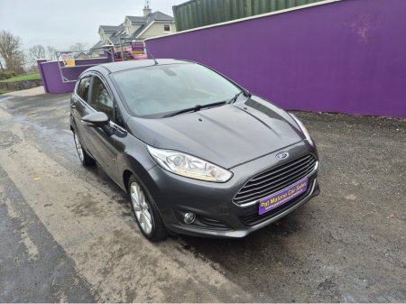 2016 Ford Fiesta - photo 2