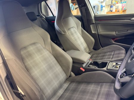 2021 Volkswagen Golf - photo 11